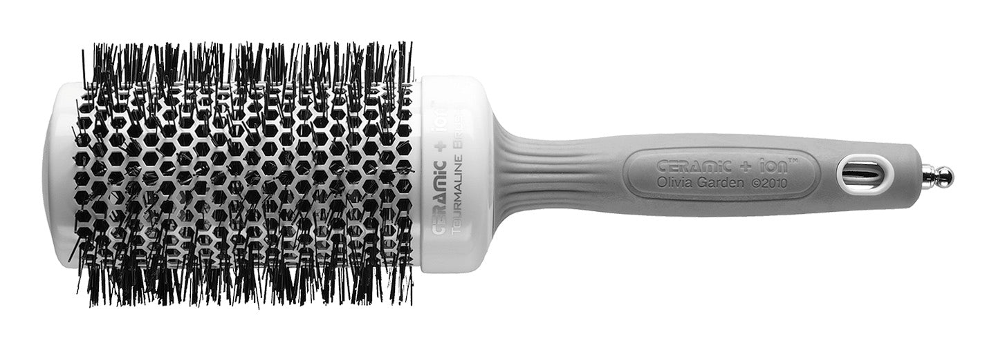 Student Kit #1 includes: 4 Brushes & 2 Combs